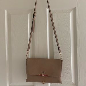 Bags - Tan leather and gold crossbody purse Bags - Tan leather and gold crossbody purse